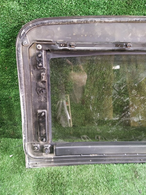 СТЕКЛО ЛЮКА, 5000 рублей, Красноярск