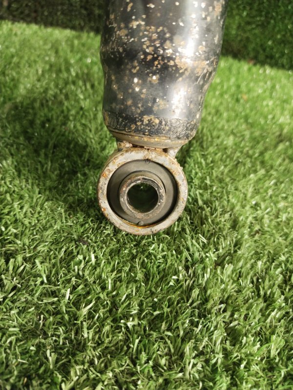 Амортизатор, 700 рублей, Красноярск