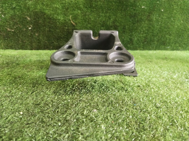 Кронштейн подножки, 10000 рублей, Красноярск