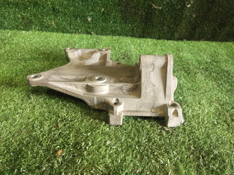 Кронштейн компрессора кондиционера, 1000 рублей, Красноярск