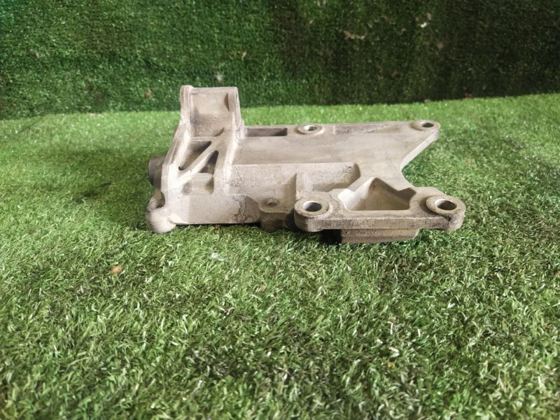 Кронштейн компрессора кондиционера, 1000 рублей, Красноярск