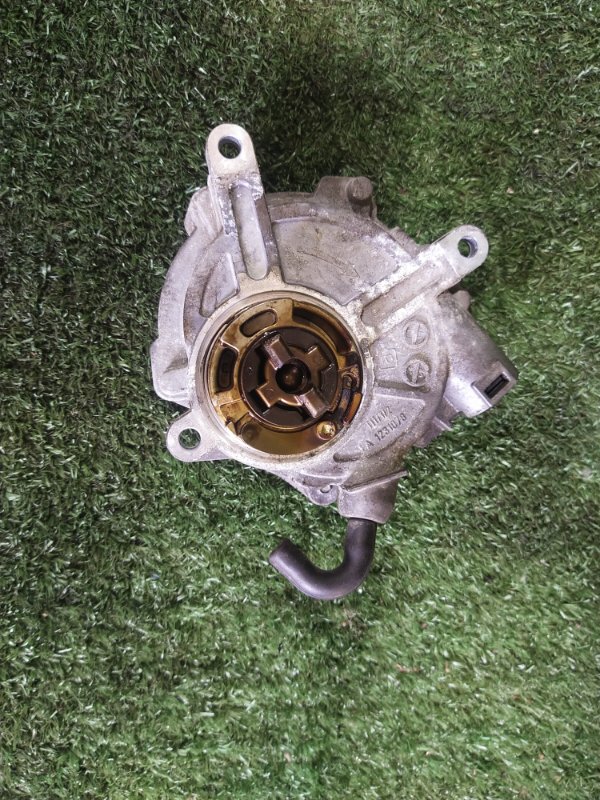 Насос вакуумный, 2000 рублей, Красноярск