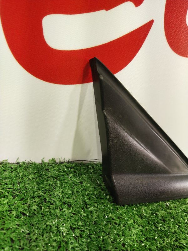 Уголок крыла, 1000 рублей, Красноярск