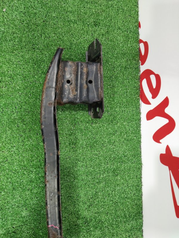 Усилитель бампера, 1000 рублей, Красноярск