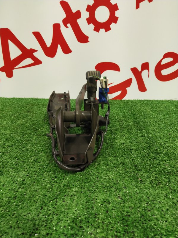 Педаль тормоза, 1000 рублей, Красноярск