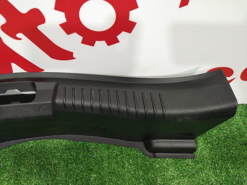 Накладка замка багажника, 2000 рублей, Красноярск