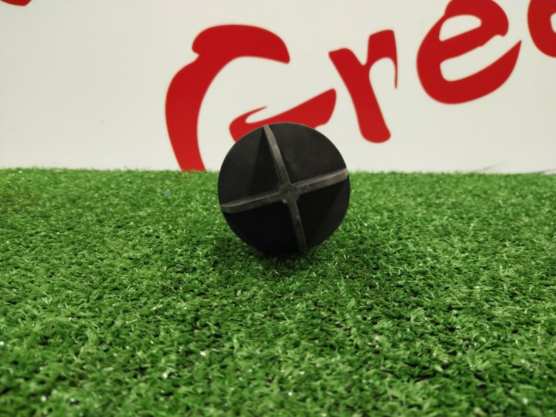 Болт крепления запасного колеса, 1000 рублей, Красноярск