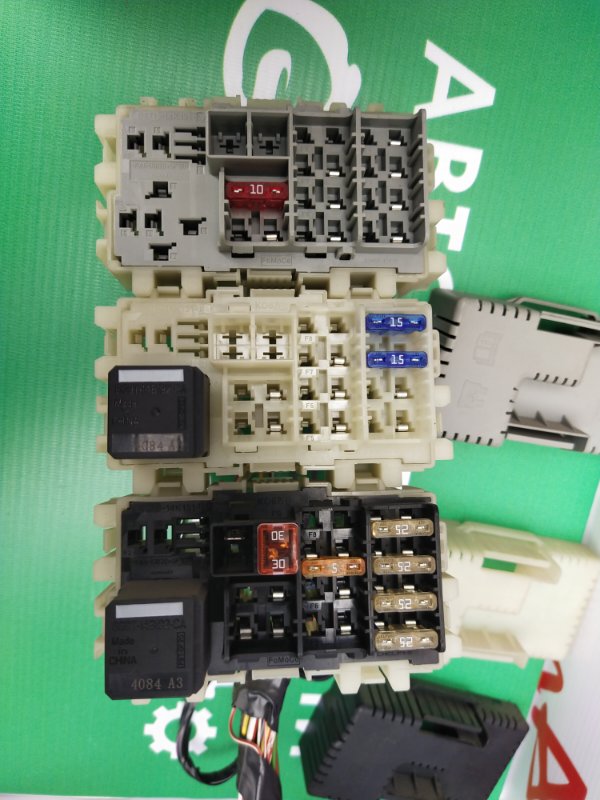 Блок предохранителей салонный, 1000 рублей, Красноярск