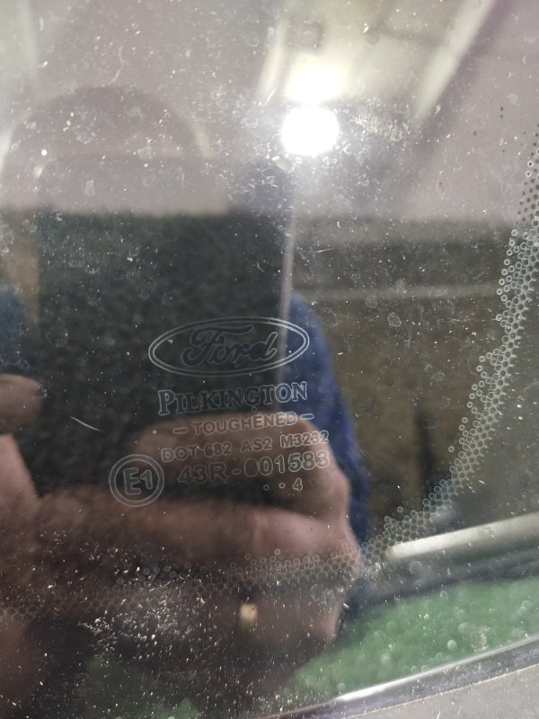 Форточка кузова, 1000 рублей, Красноярск