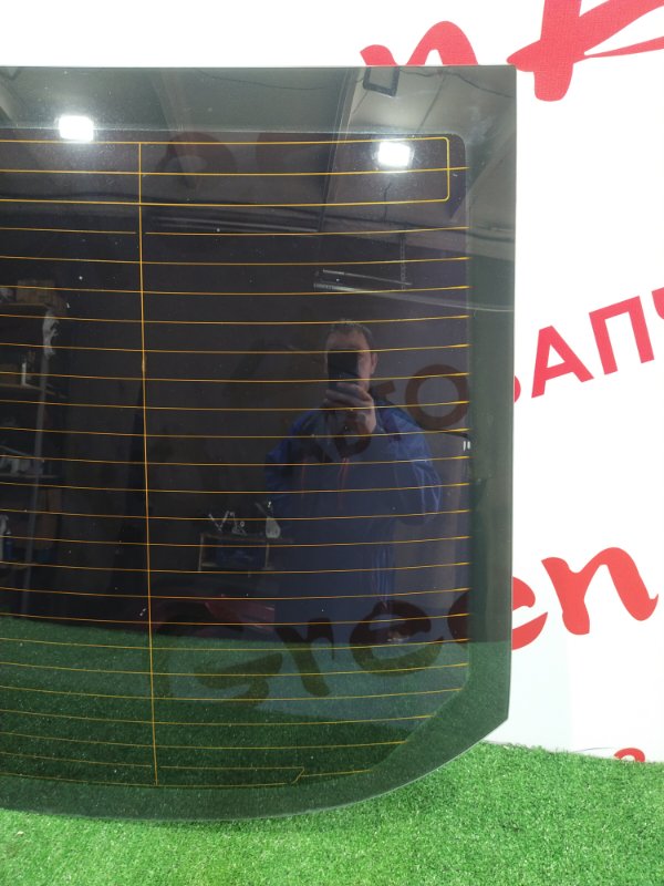 Стекло заднее, 8000 рублей, Красноярск