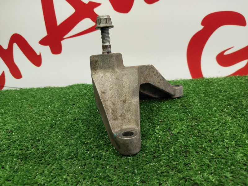 Кронштейн КПП, 1000 рублей, Красноярск