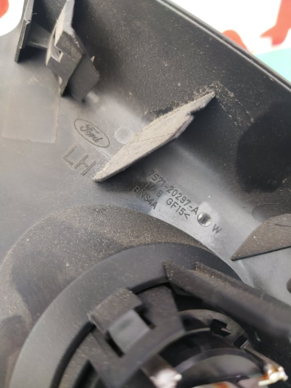 Накладка крепления зеркала, 1000 рублей, Красноярск