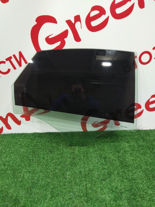 Стекло боковое, 1500 рублей, Красноярск