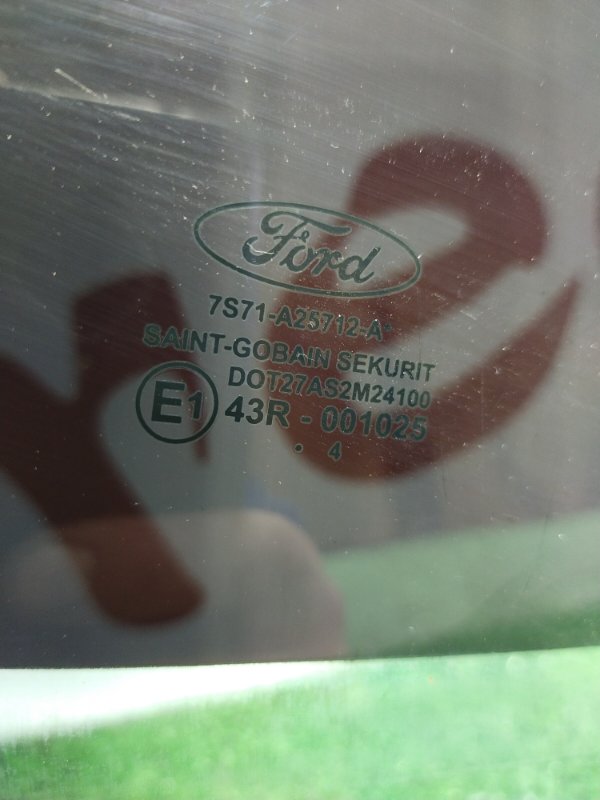 Стекло боковое, 1500 рублей, Красноярск