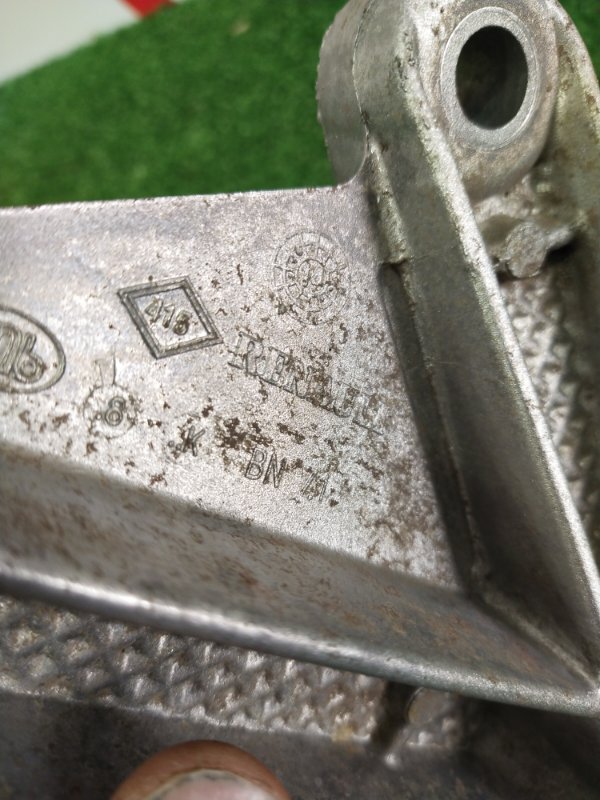 Кронштейн КПП, 1000 рублей, Красноярск