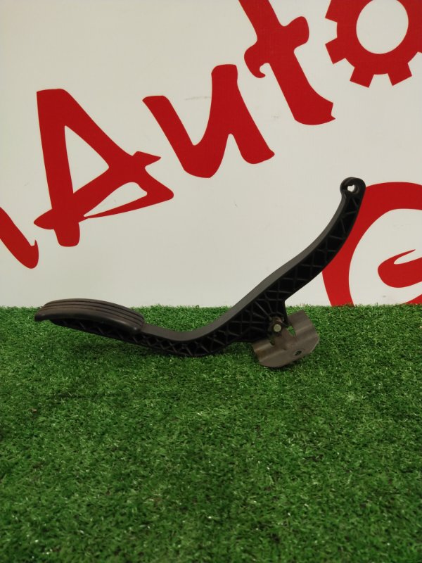 Педаль газа, 500 рублей, Красноярск