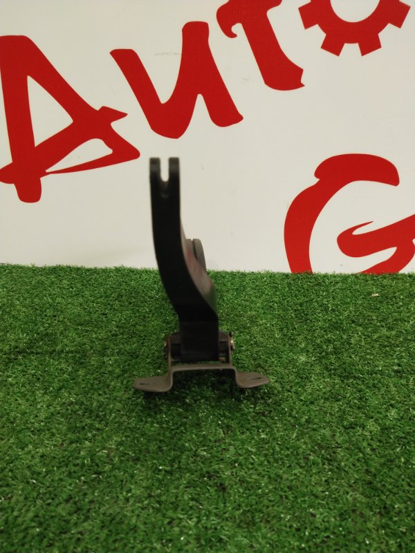 Педаль газа, 500 рублей, Красноярск