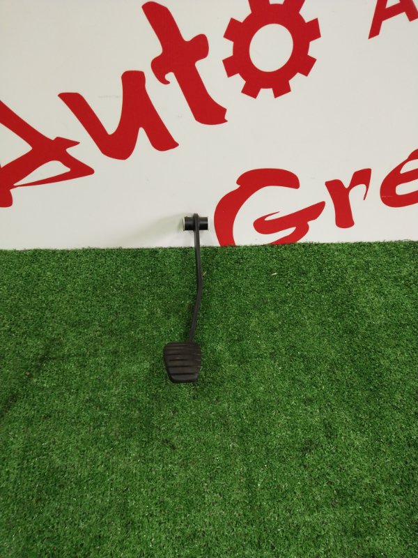 Педаль тормоза, 500 рублей, Красноярск