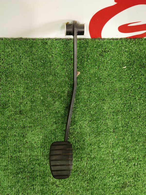 Педаль тормоза, 500 рублей, Красноярск