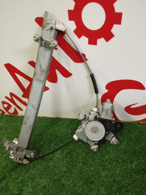 Стеклоподъемник, 1000 рублей, Красноярск