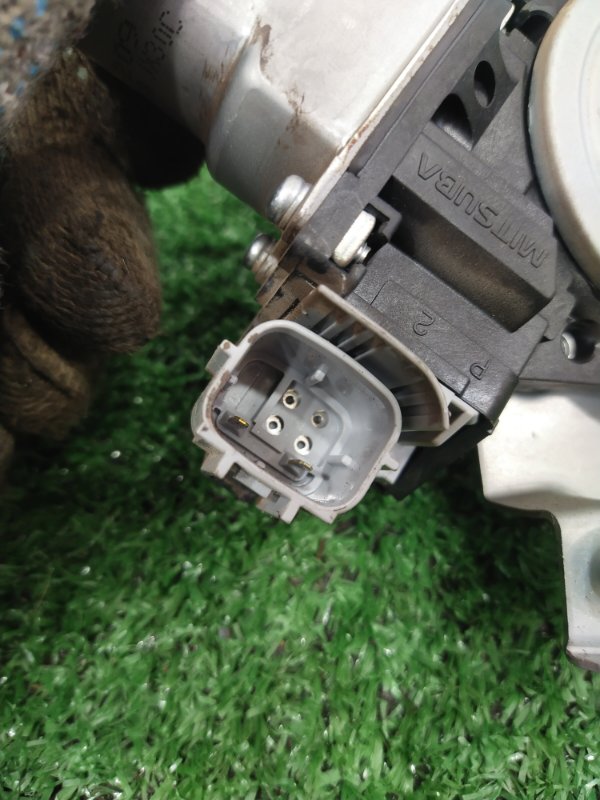 Стеклоподъемник, 1000 рублей, Красноярск