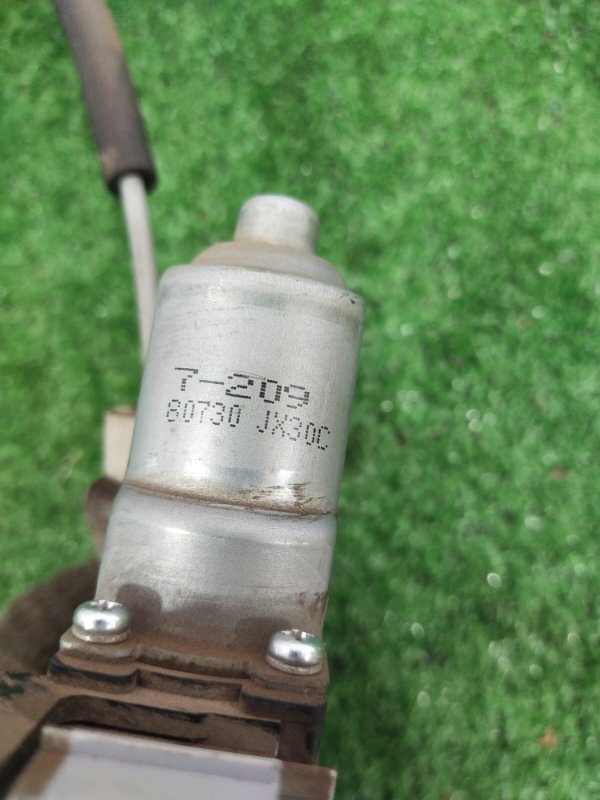 Стеклоподъемник, 1000 рублей, Красноярск