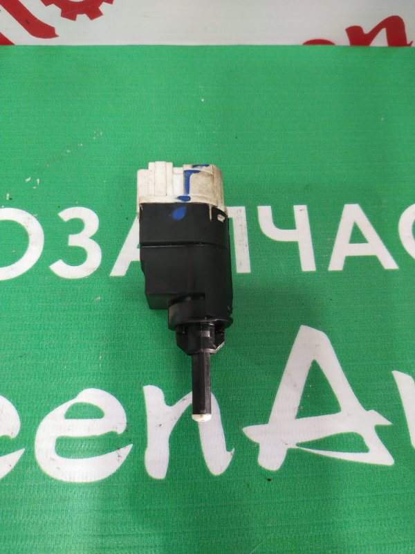 Концевик педали тормоза, 500 рублей, Красноярск