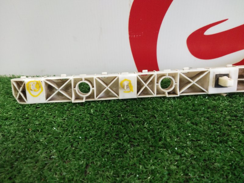 Крепление бампера, 500 рублей, Красноярск