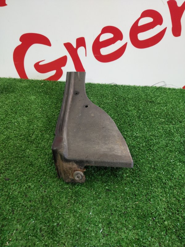 Подкрылок, 500 рублей, Красноярск