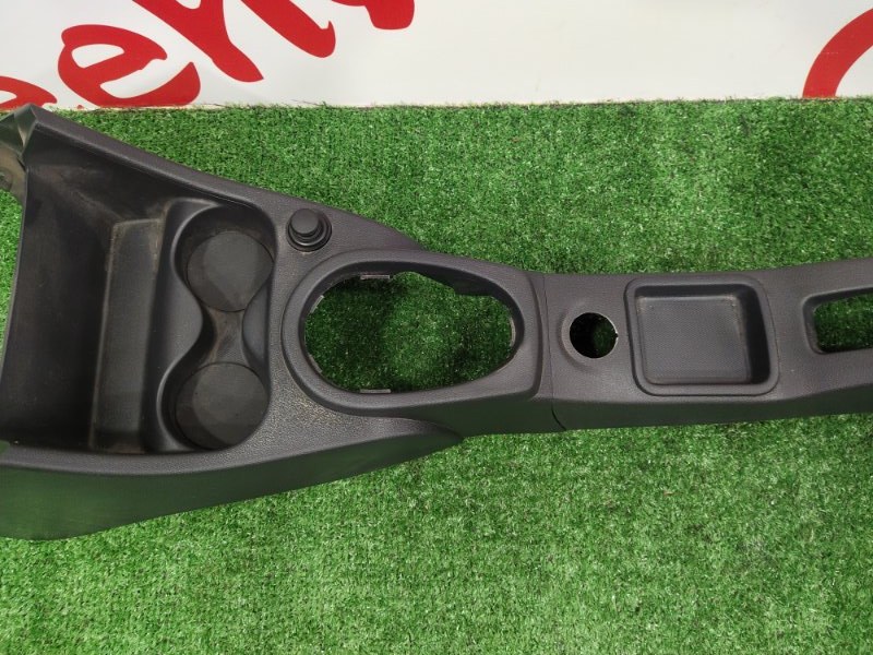 Консоль между сидений, 800 рублей, Красноярск