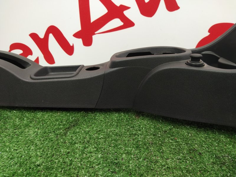 Консоль между сидений, 800 рублей, Красноярск