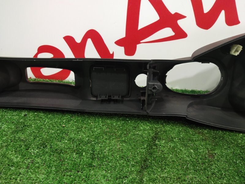 Консоль между сидений, 800 рублей, Красноярск