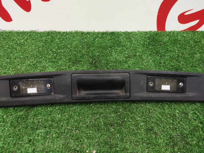 Накладка двери багажника, 3000 рублей, Красноярск