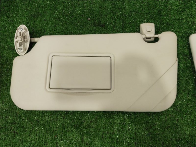 Солнцезащитный козырек, 1000 рублей, Красноярск