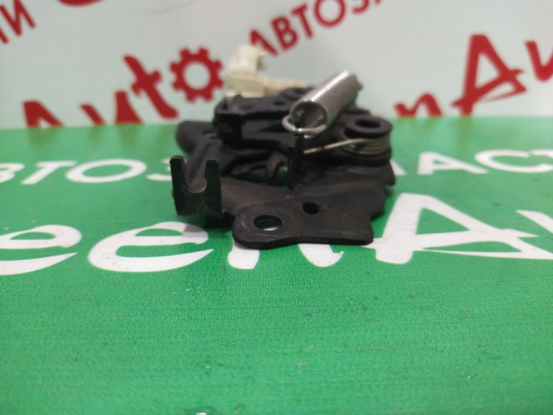 Замок капота, 1000 рублей, Красноярск