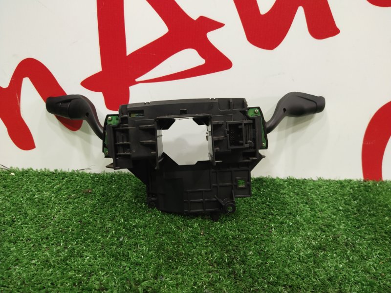 Блок подрулевых переключателей, 2000 рублей, Красноярск