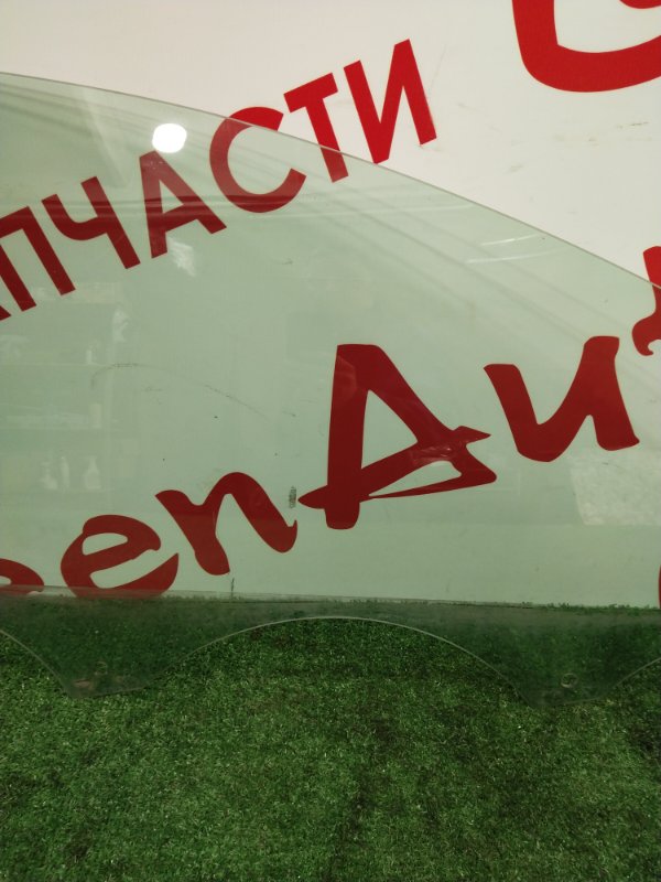 Стекло боковое, 1700 рублей, Красноярск