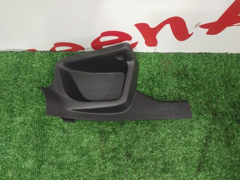 Накладка на порог салона, 400 рублей, Красноярск