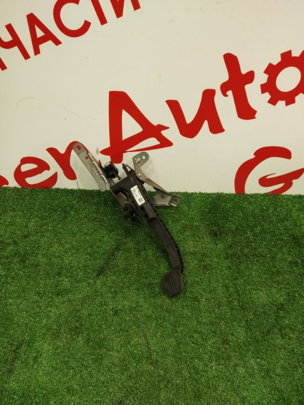 Педаль сцепления, 1000 рублей, Красноярск