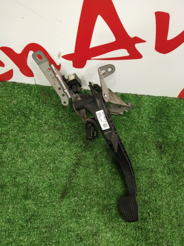 Педаль сцепления, 1000 рублей, Красноярск