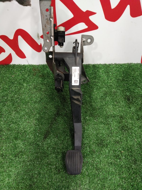 Педаль сцепления, 1000 рублей, Красноярск