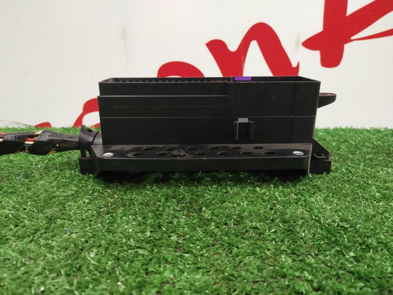 Блок предохранителей салонный, 1000 рублей, Красноярск