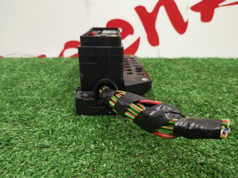 Блок предохранителей салонный, 1000 рублей, Красноярск