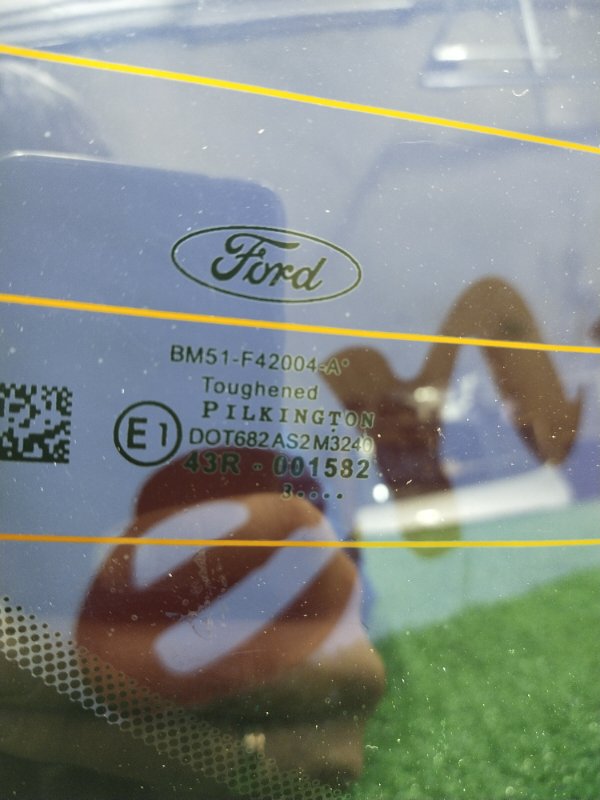 Стекло заднее, 4000 рублей, Красноярск