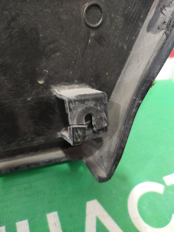 Уголок крыла, 500 рублей, Красноярск