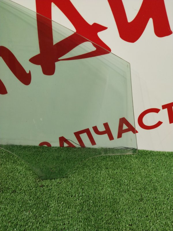 Стекло боковое, 1700 рублей, Красноярск