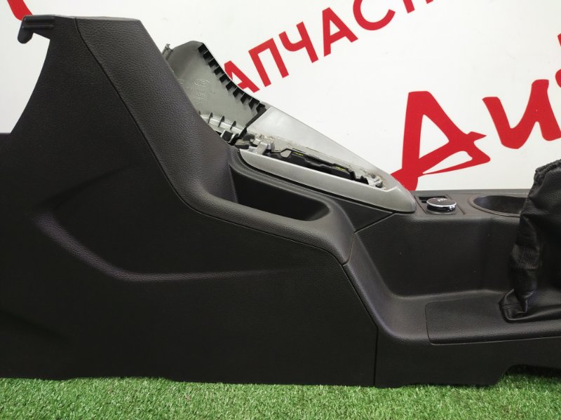 Консоль между сидений, 2000 рублей, Красноярск