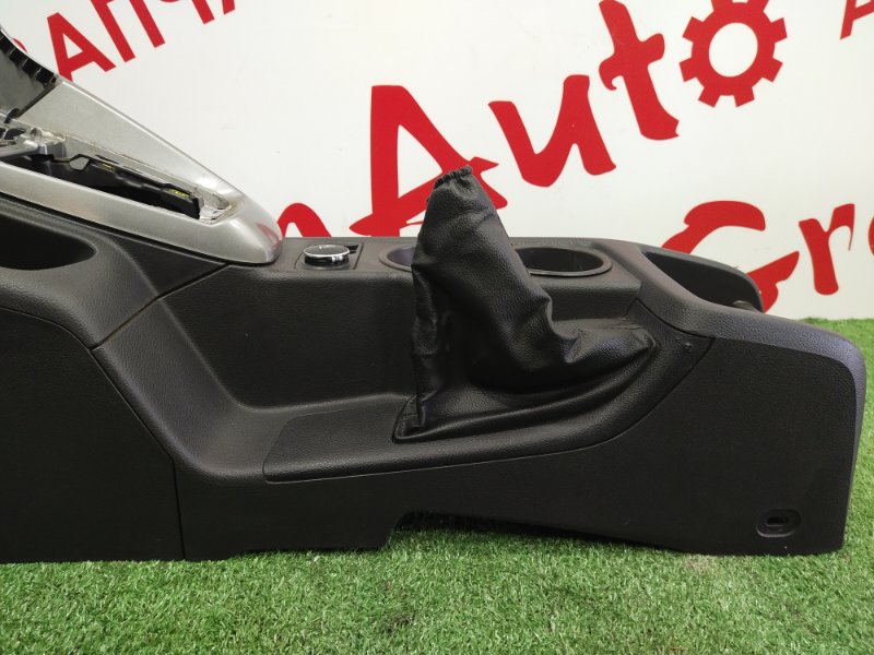 Консоль между сидений, 2000 рублей, Красноярск