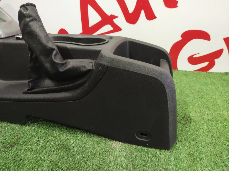 Консоль между сидений, 2000 рублей, Красноярск