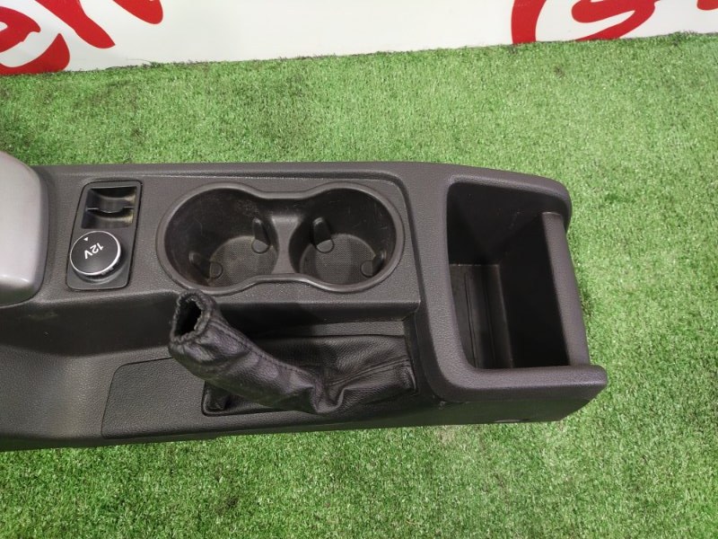 Консоль между сидений, 2000 рублей, Красноярск